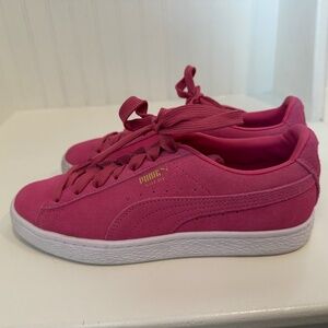 Puma Classic Suede Sneakers